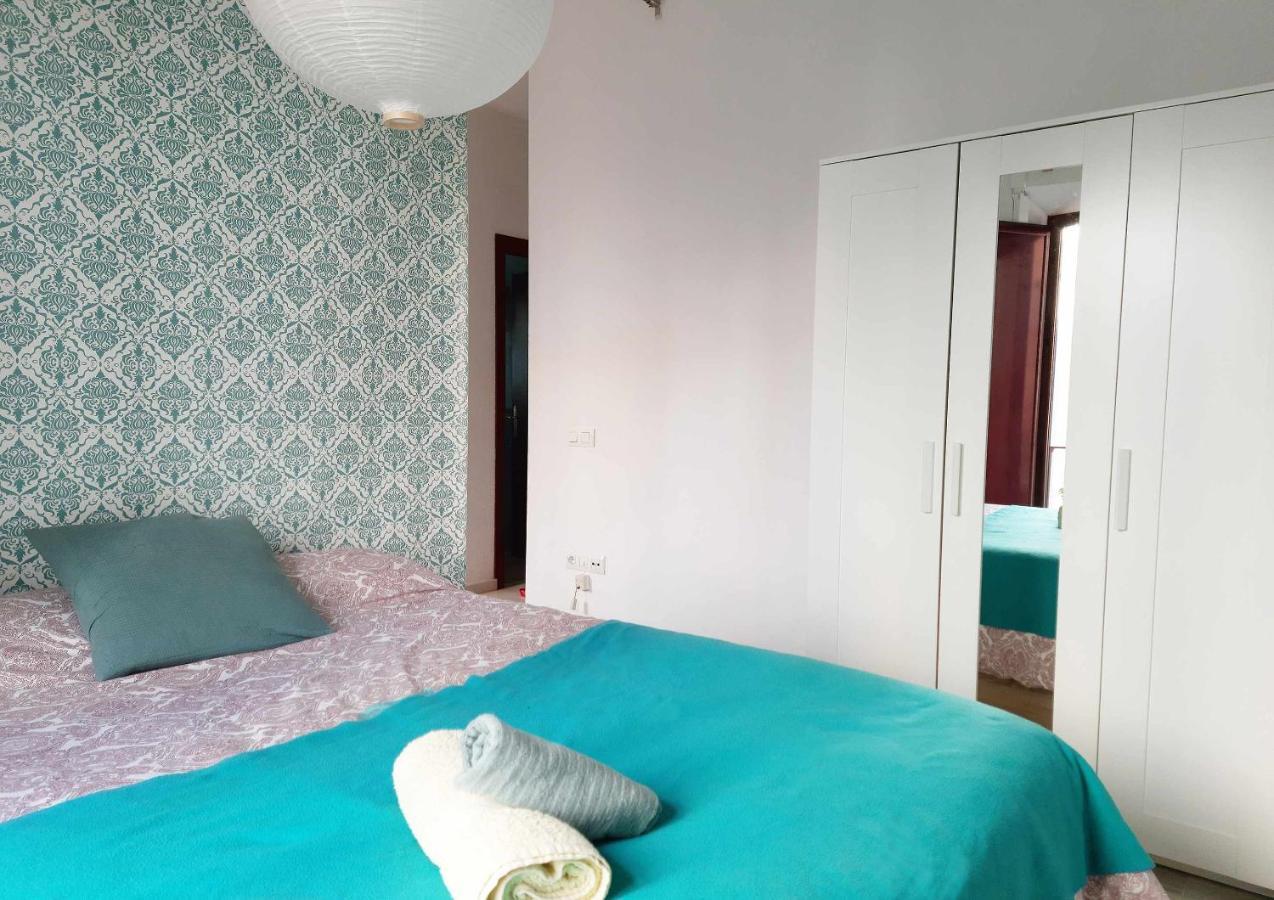 Lovely Center - Sunny Balcony Alfalf Apartment *